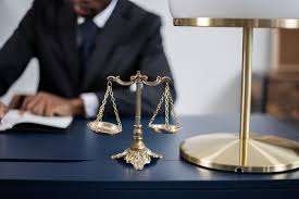 Trouver un avocat spécialiste du droit des affaires ; comment procéder ?