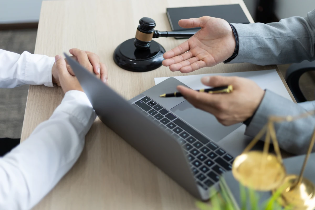 L'avocat en droit pénal : défenseur de l'accusé