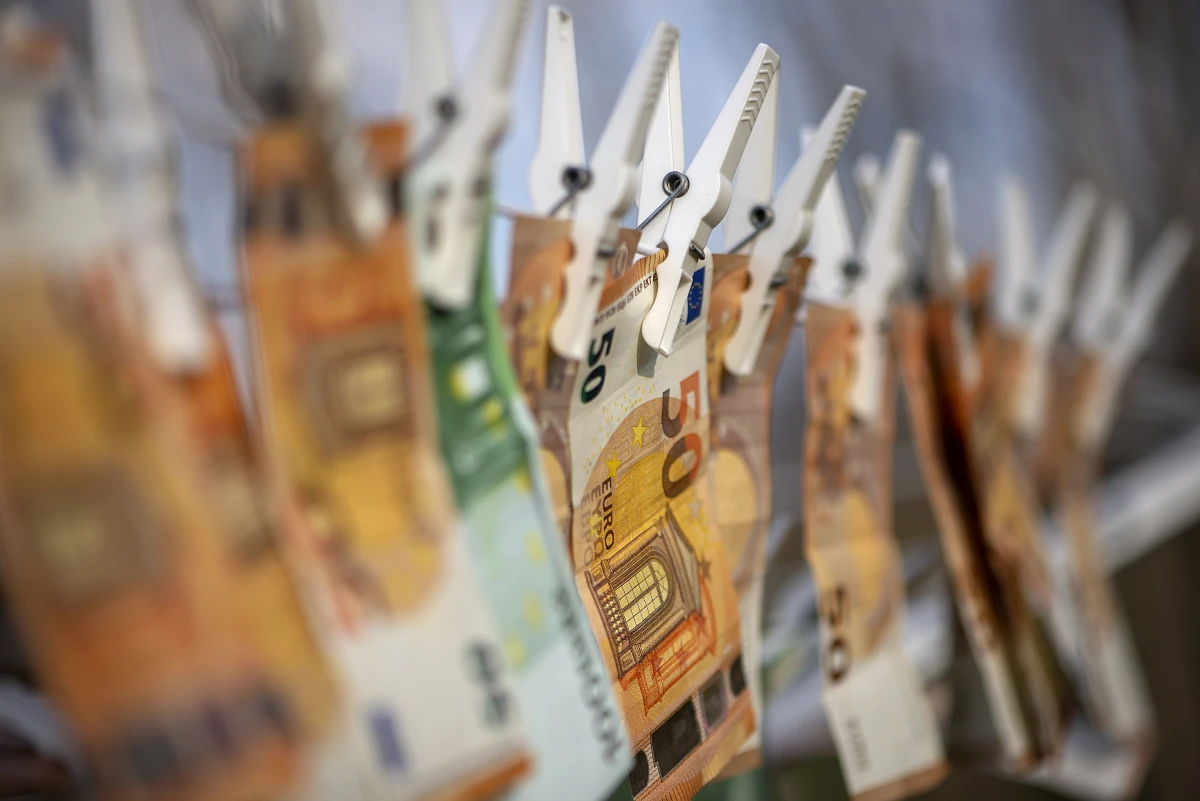 Les obligations des entreprises en matière de lutte contre le blanchiment d'argent